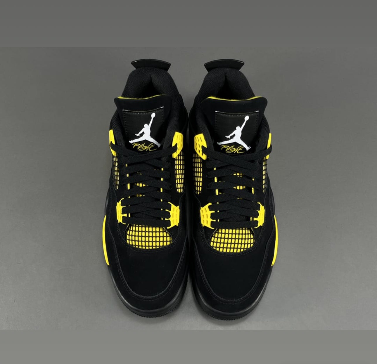Air Jordan Retro 4