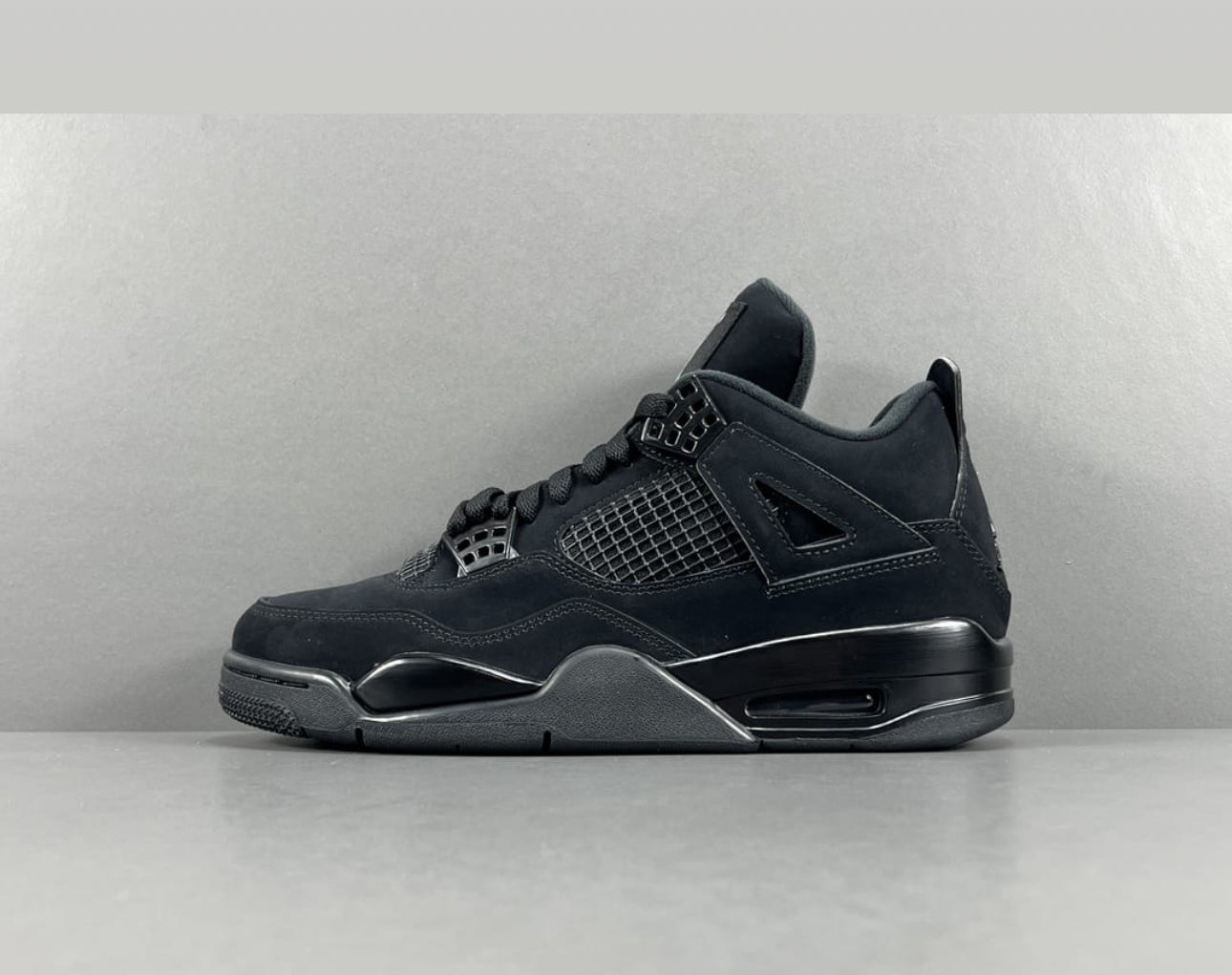 Air Jordan 4 Retro Military Black