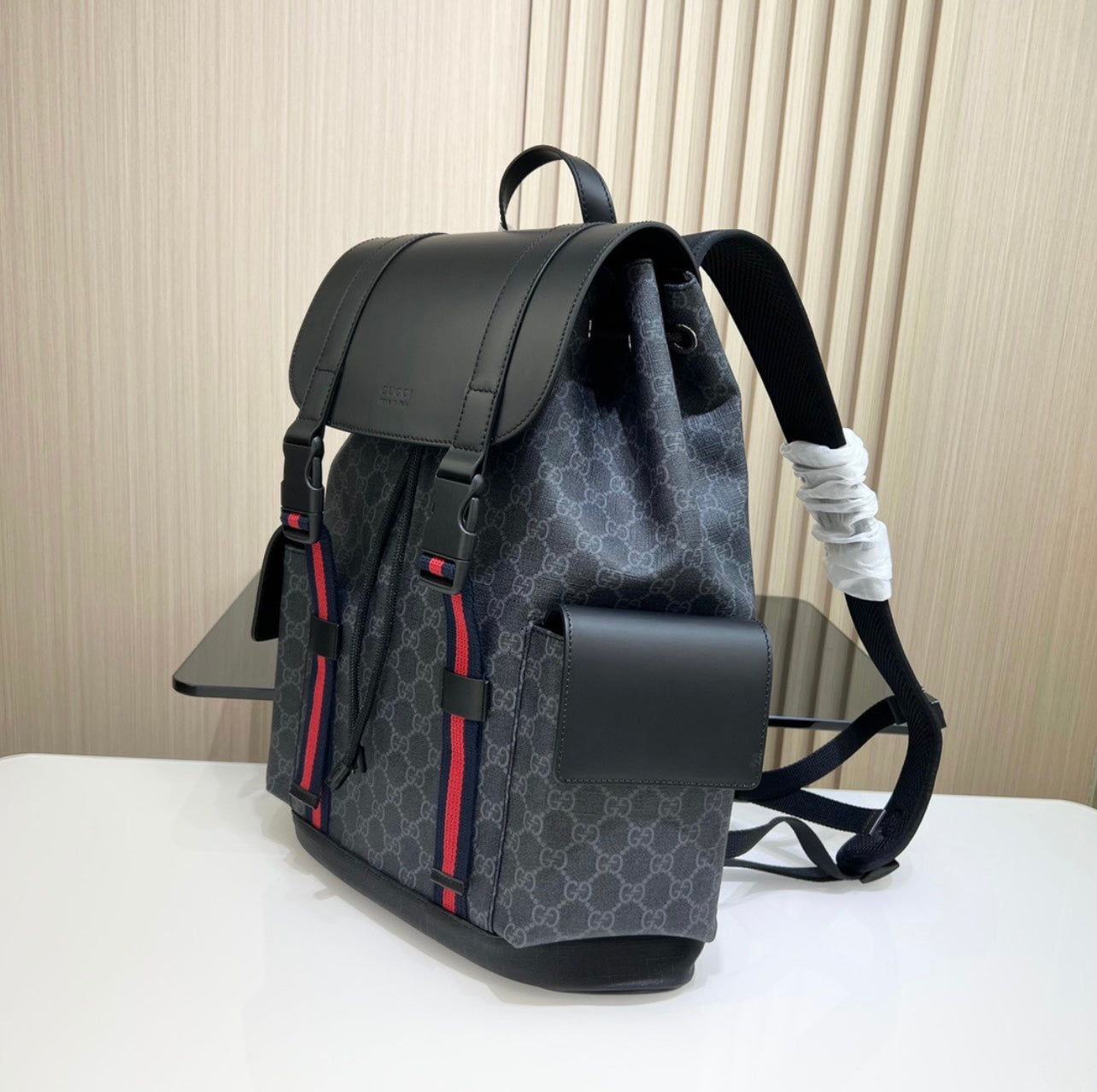 Gucci Small Backpack – Stylish, Versatile, and Travel-Ready